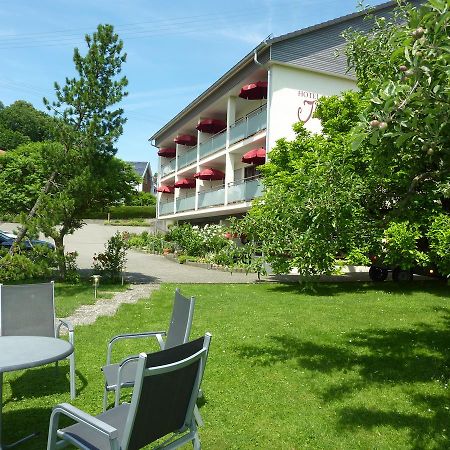 Hotel Garni Jaegerhof Сигмаринген Екстериор снимка