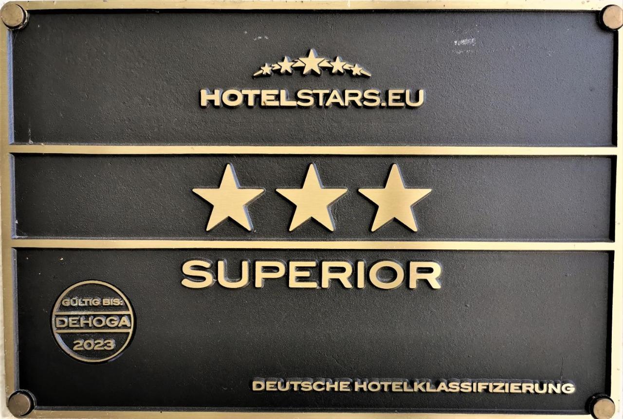 Hotel Garni Jaegerhof Сигмаринген Екстериор снимка