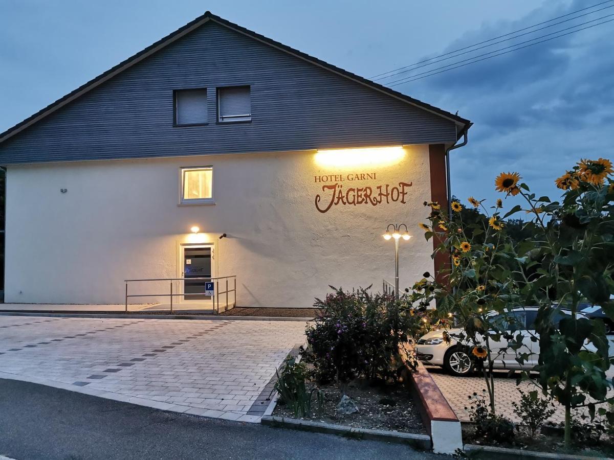 Hotel Garni Jaegerhof Сигмаринген Екстериор снимка