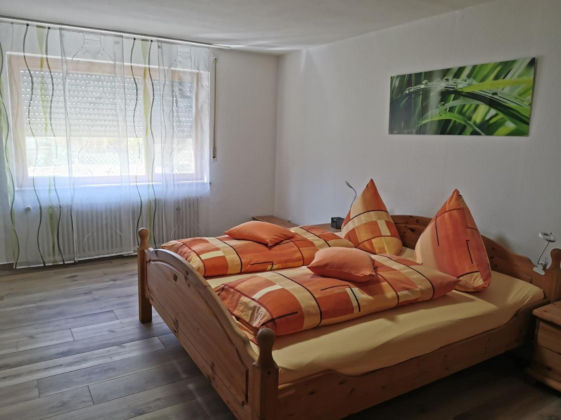 Hotel Garni Jaegerhof Сигмаринген Екстериор снимка