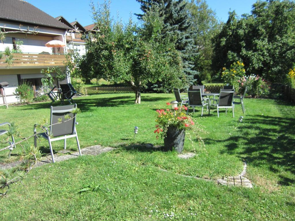Hotel Garni Jaegerhof Сигмаринген Екстериор снимка