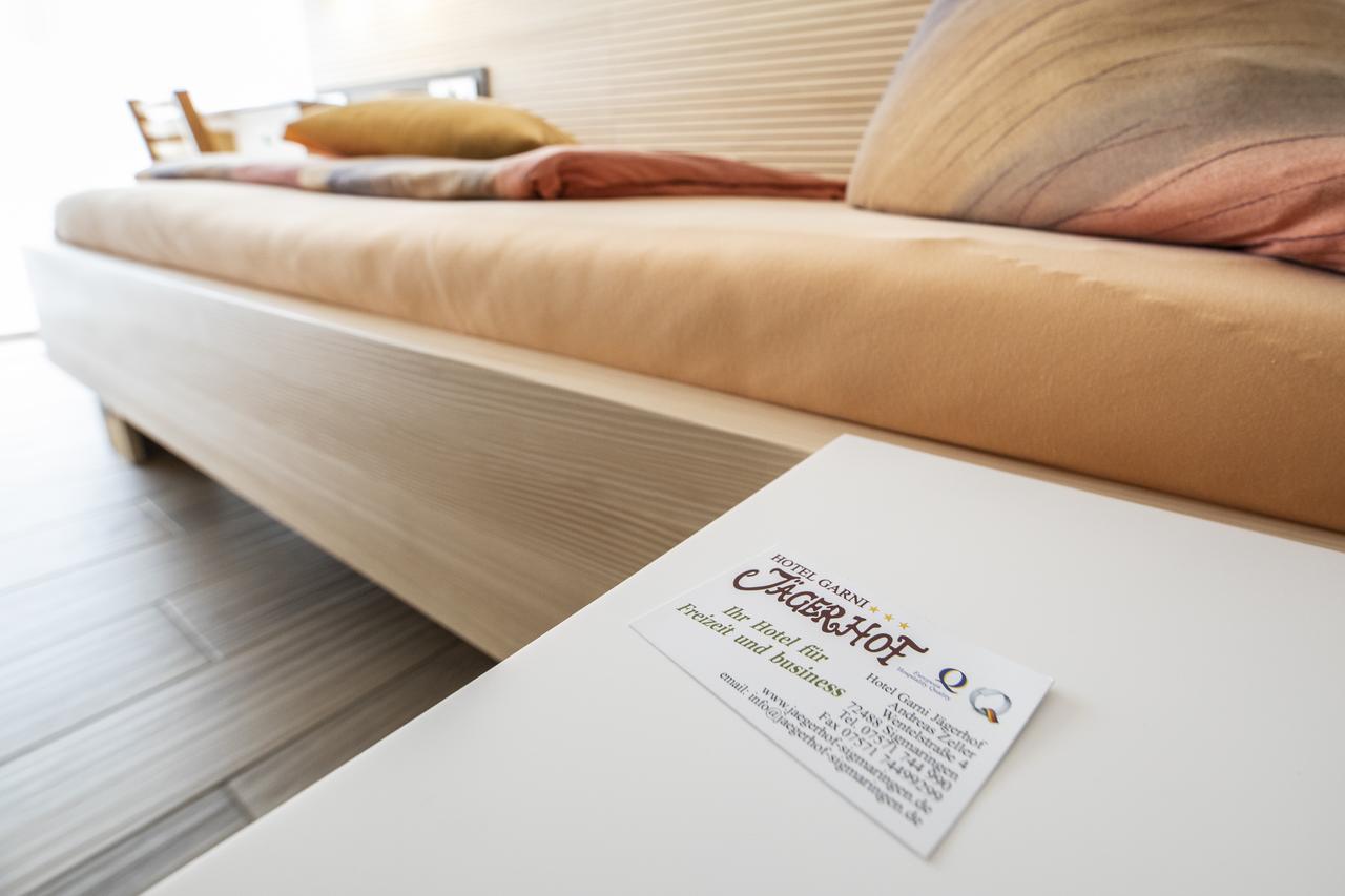 Hotel Garni Jaegerhof Сигмаринген Екстериор снимка